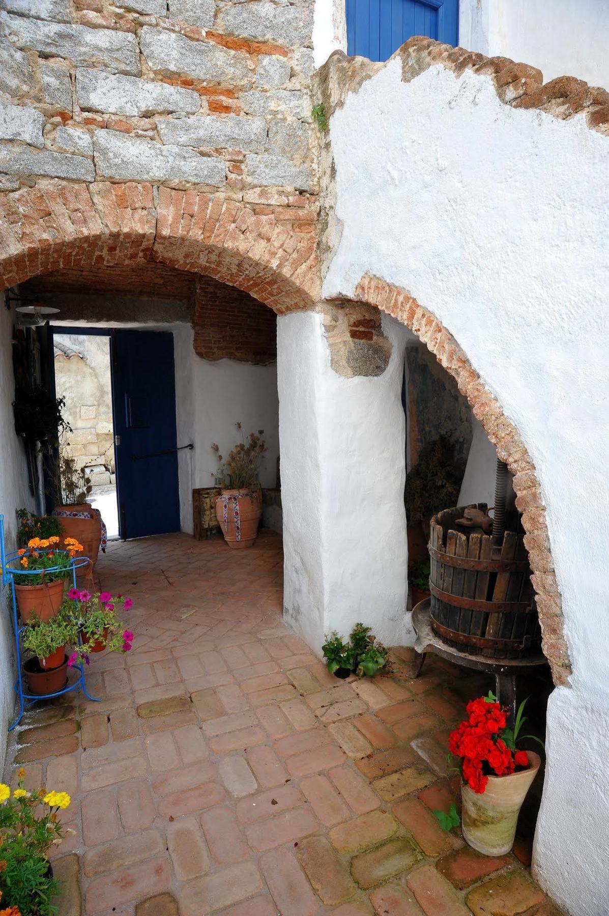 B&B Corte San Lussorio Oliena Kültér fotó